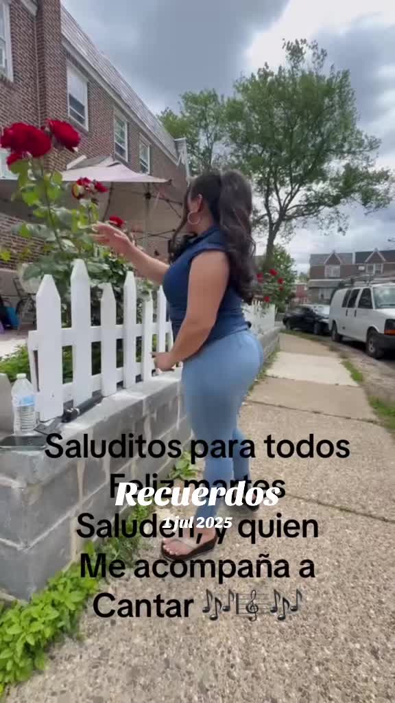 @josselineoro