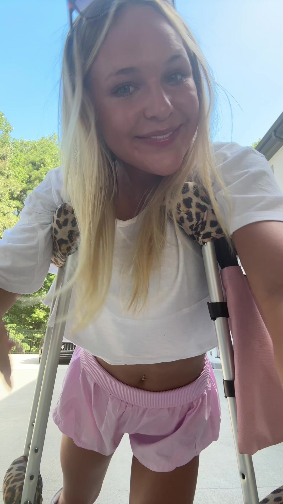 @LYZABROOKS