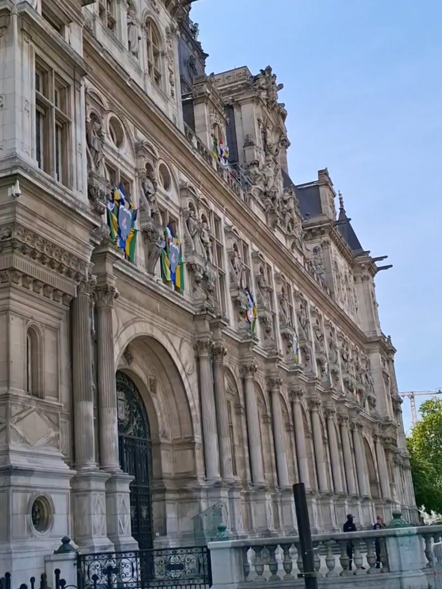 @Beauties of Paris