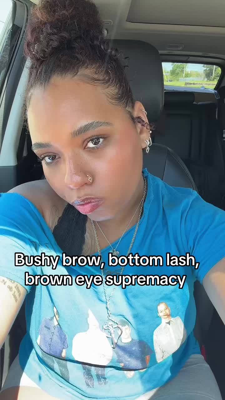 @KAYLA☯️