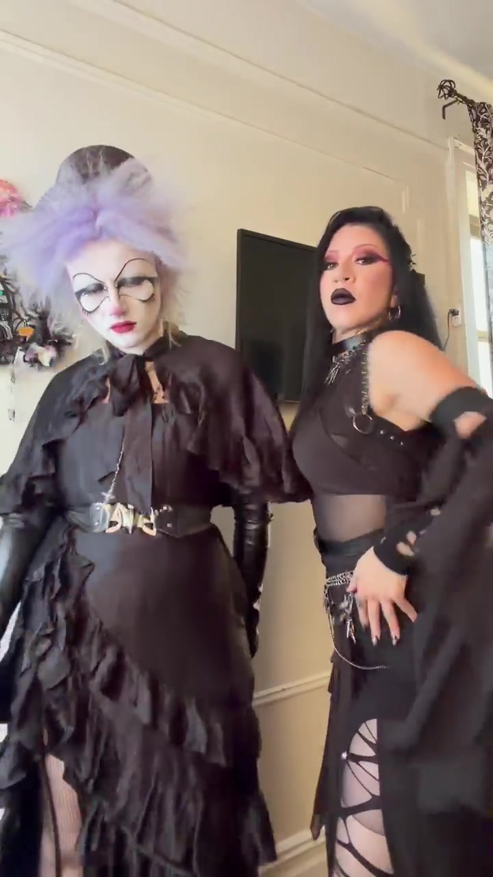 @dollygoth666