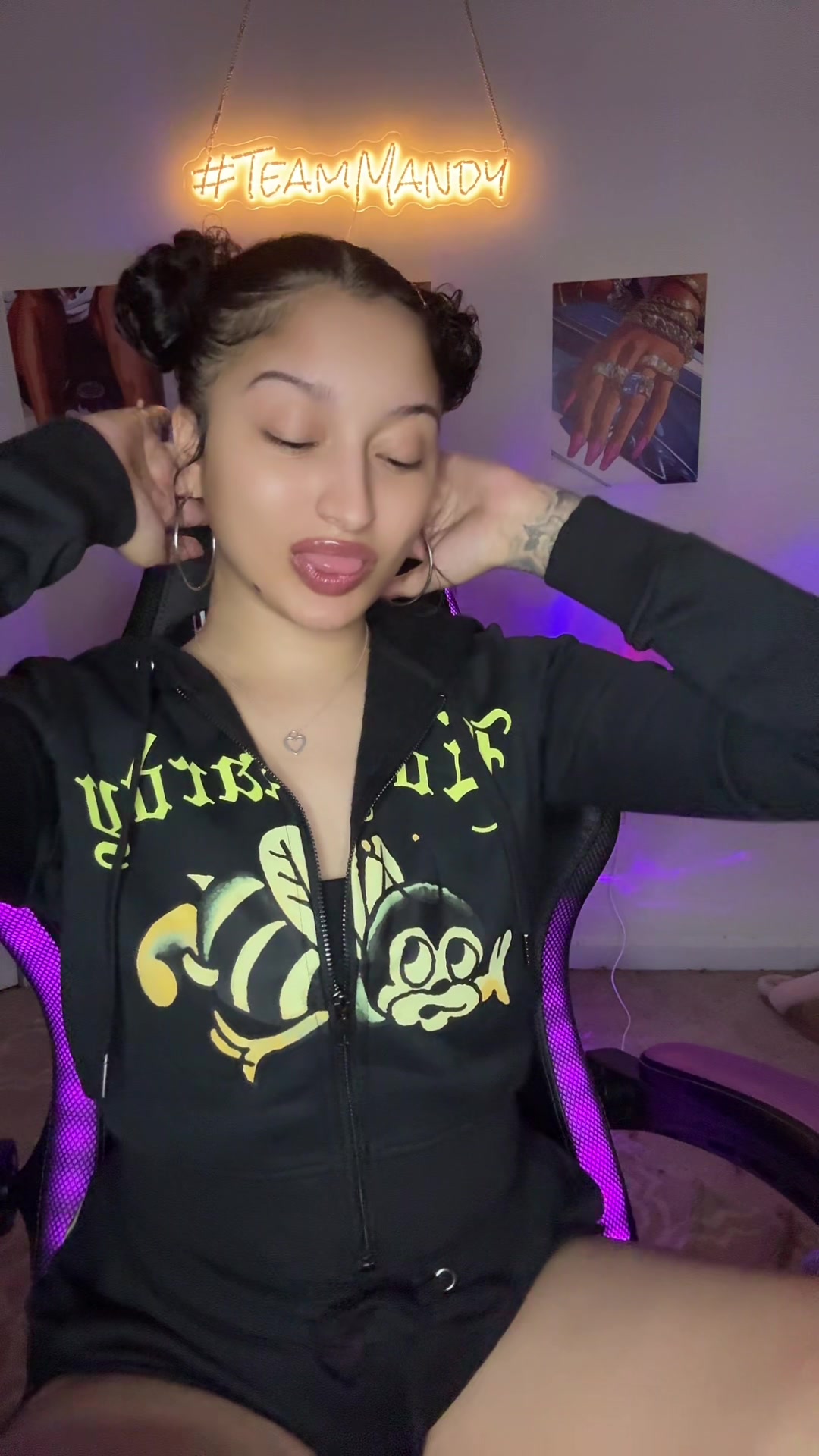@Amandaa🙃🙂