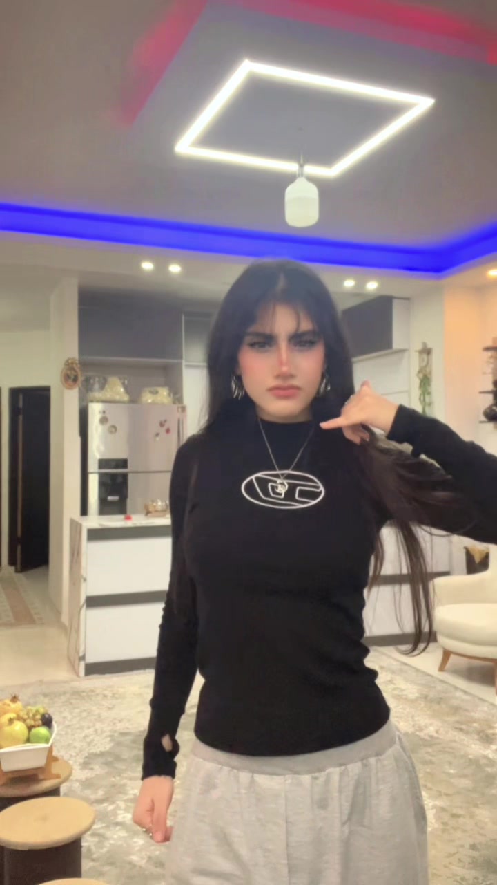 @Elina