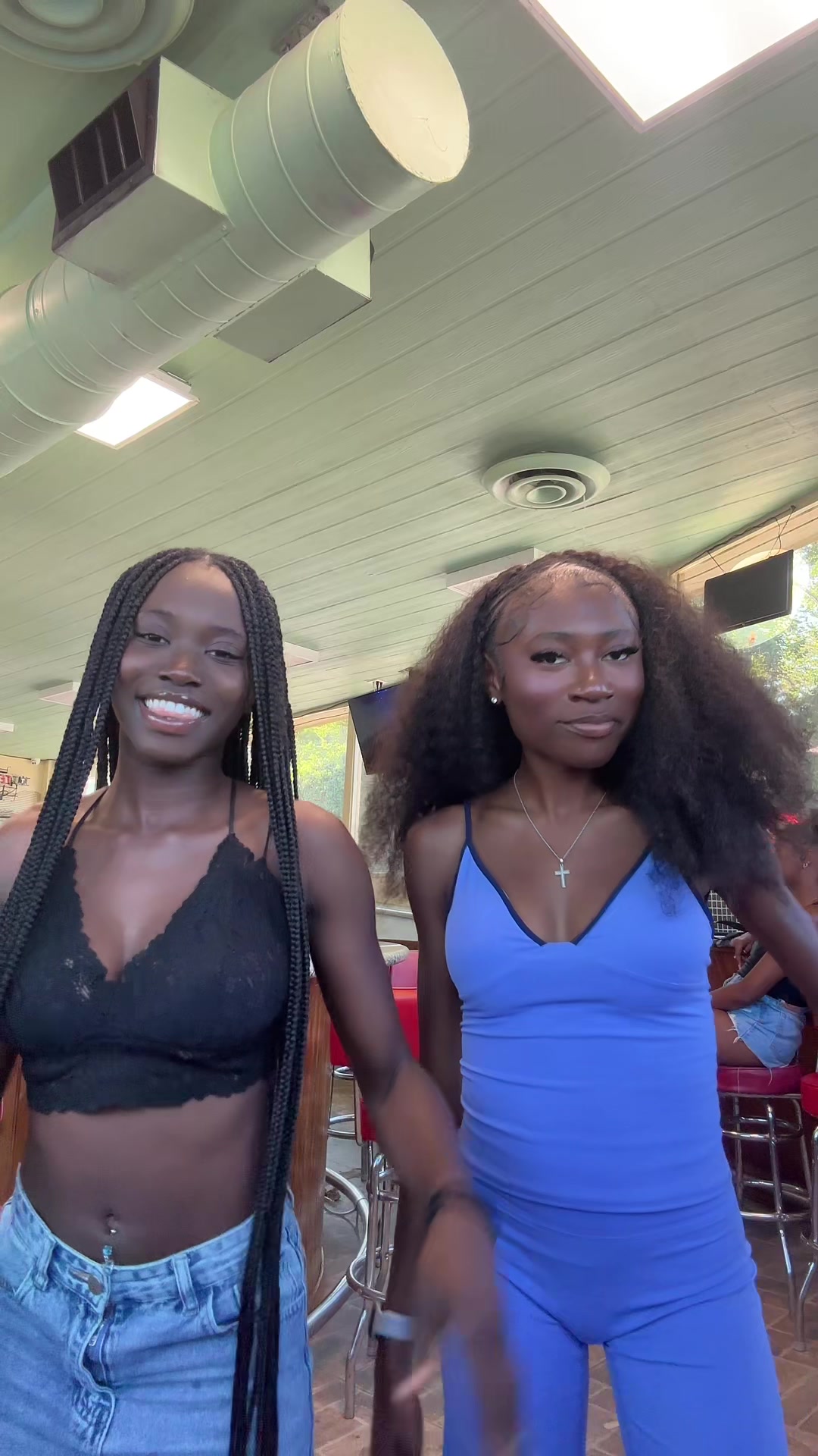 @9jakidShayron
