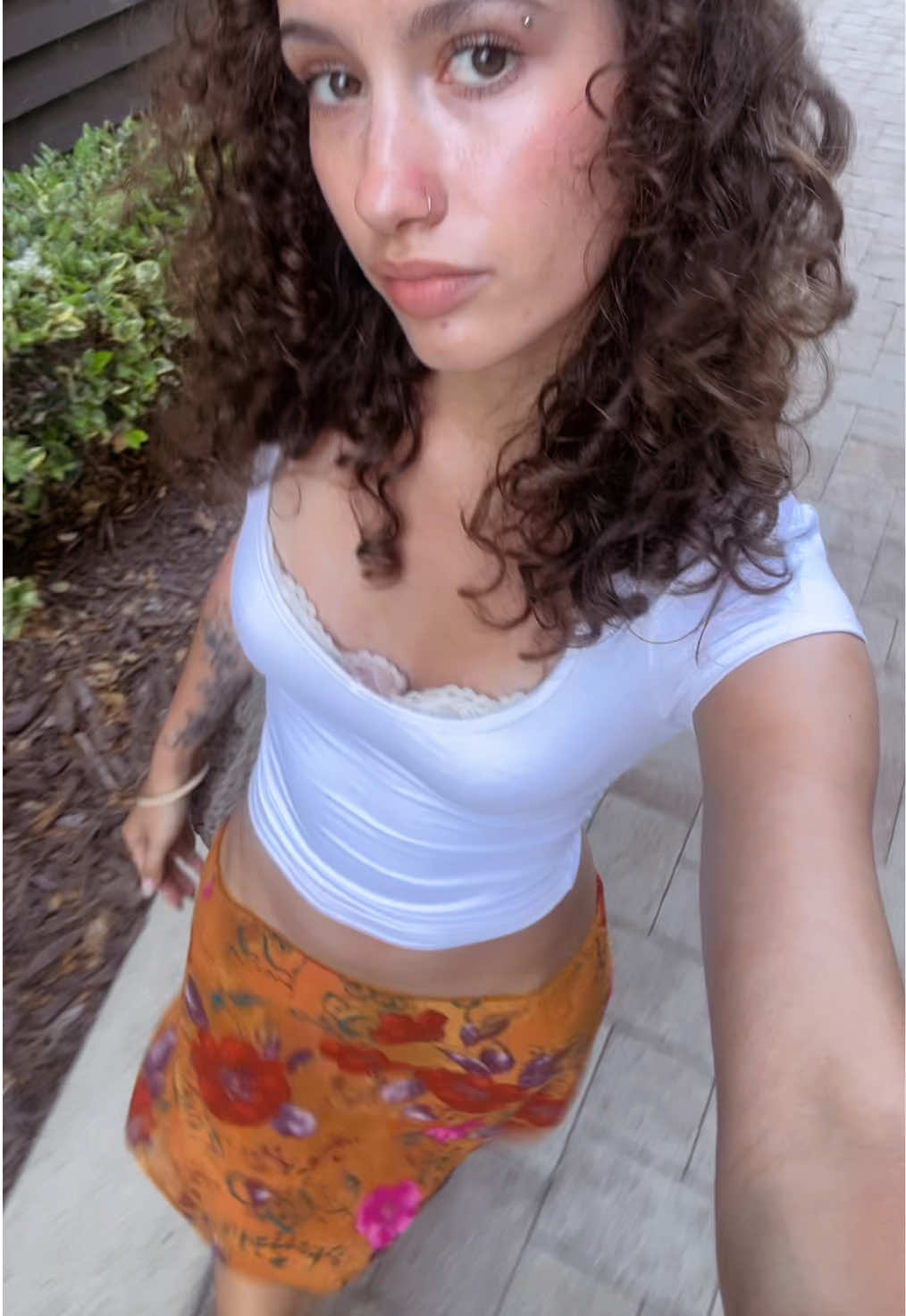 @Mara
