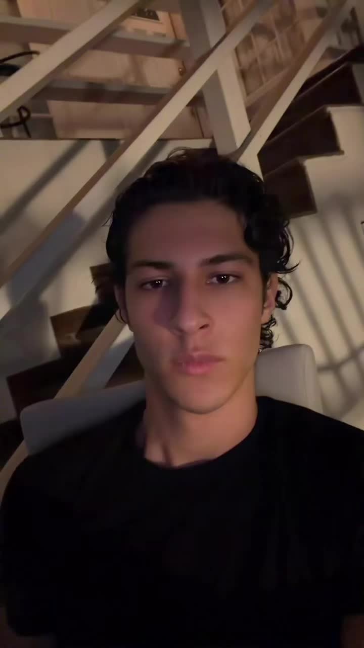 @marcushullaster