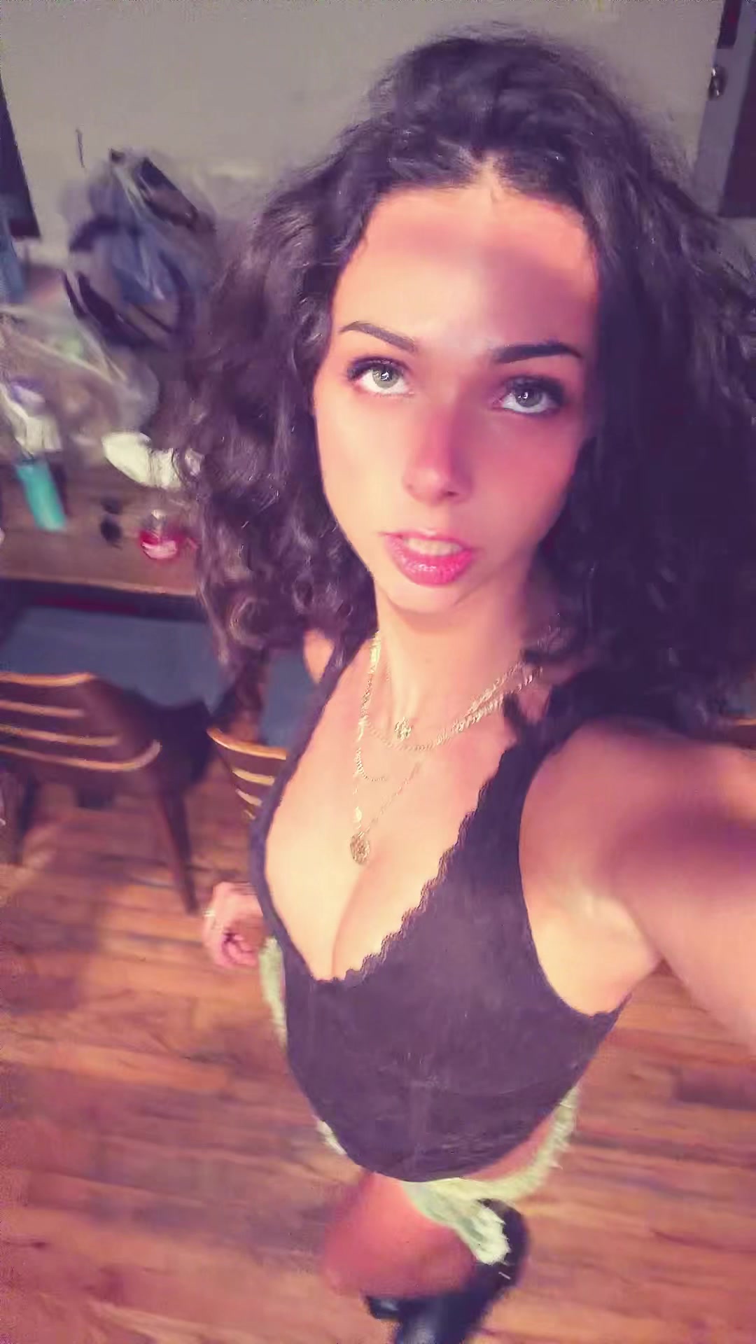 @chrissy