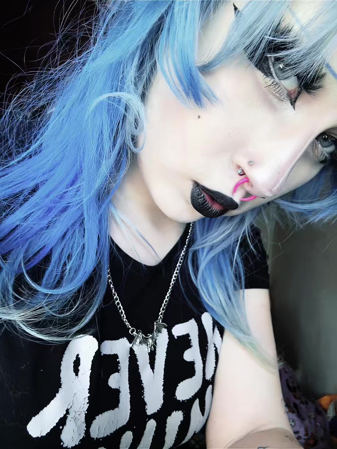 @R_a_v_e_n
