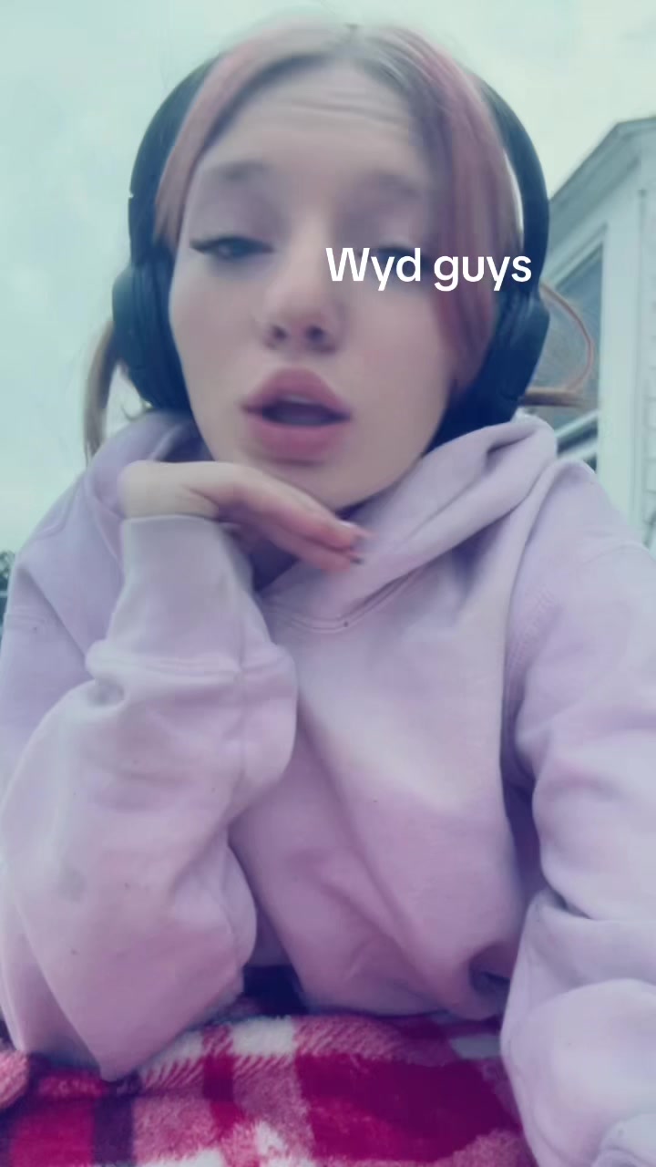@Meg_idk💋