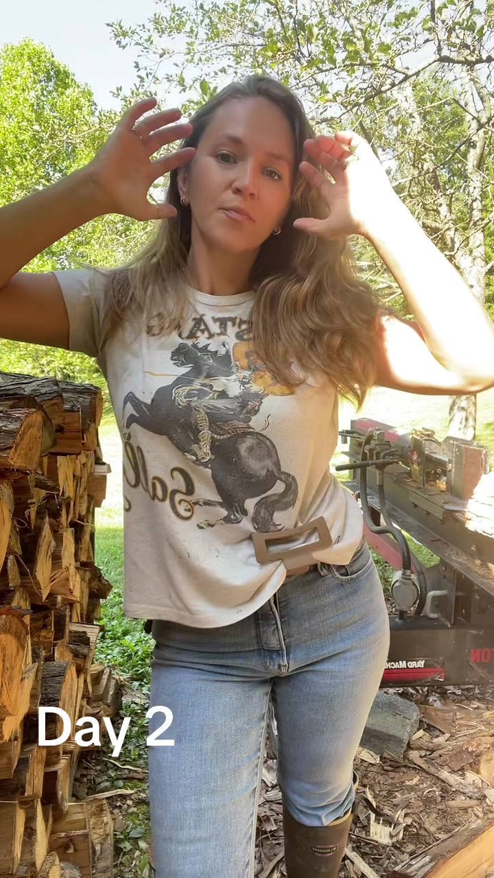@BarefootBandit