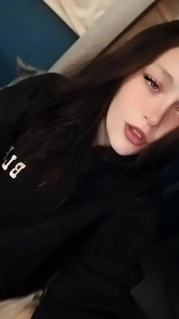@skatergirl420