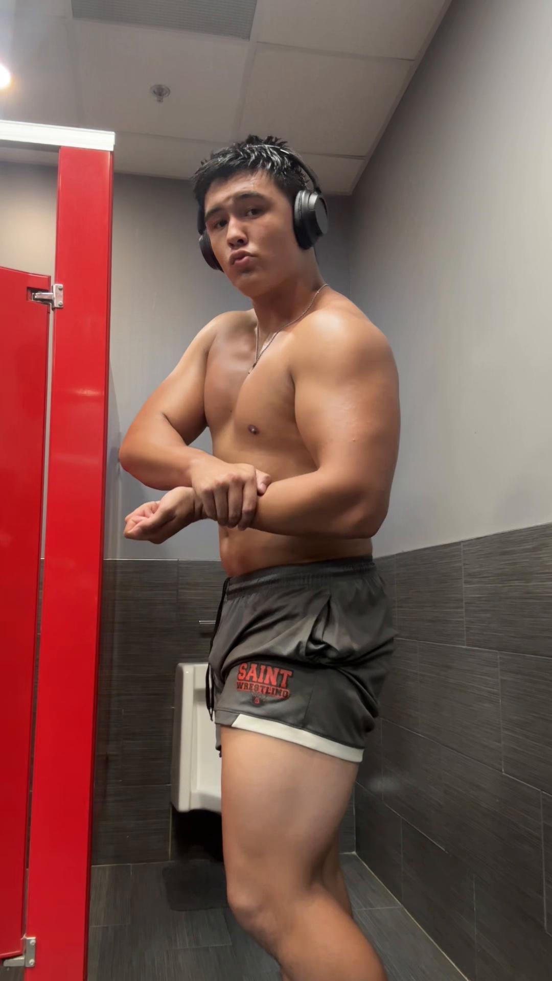 @Adogisoverweight