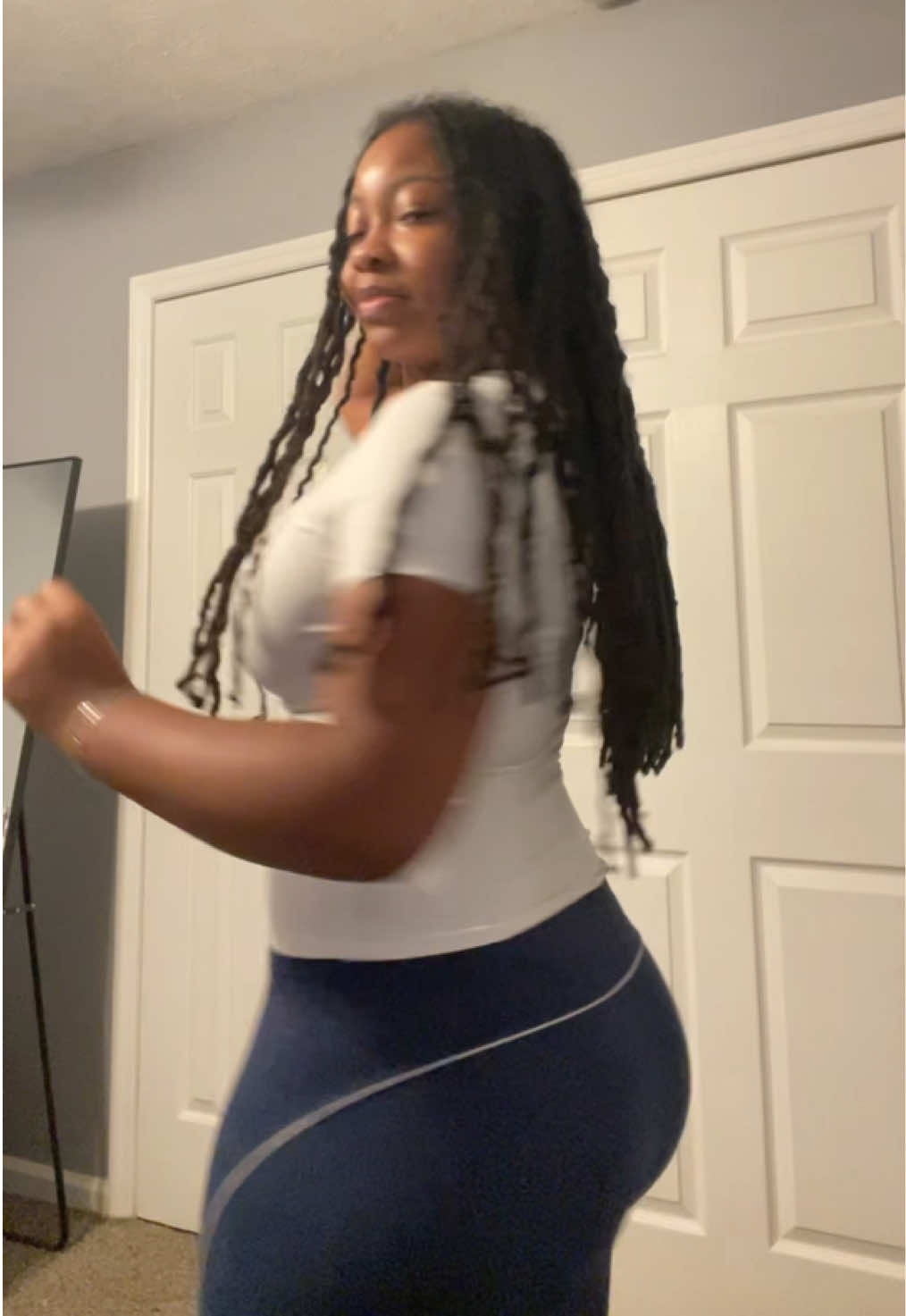 @niya