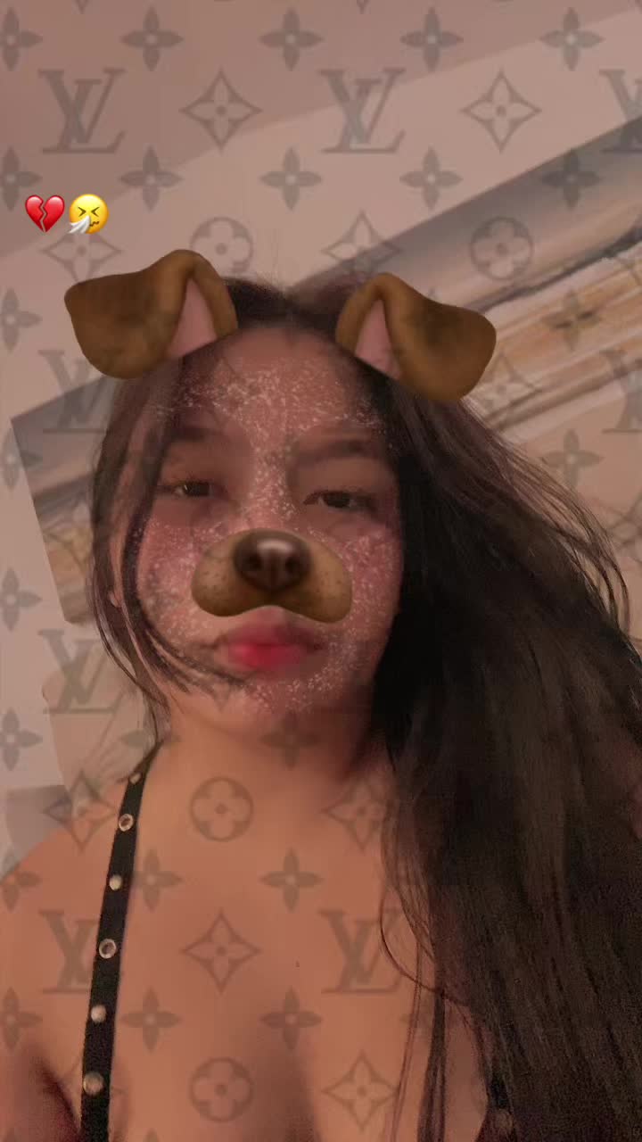 @&ldquo;🕷️🖤&rdquo;