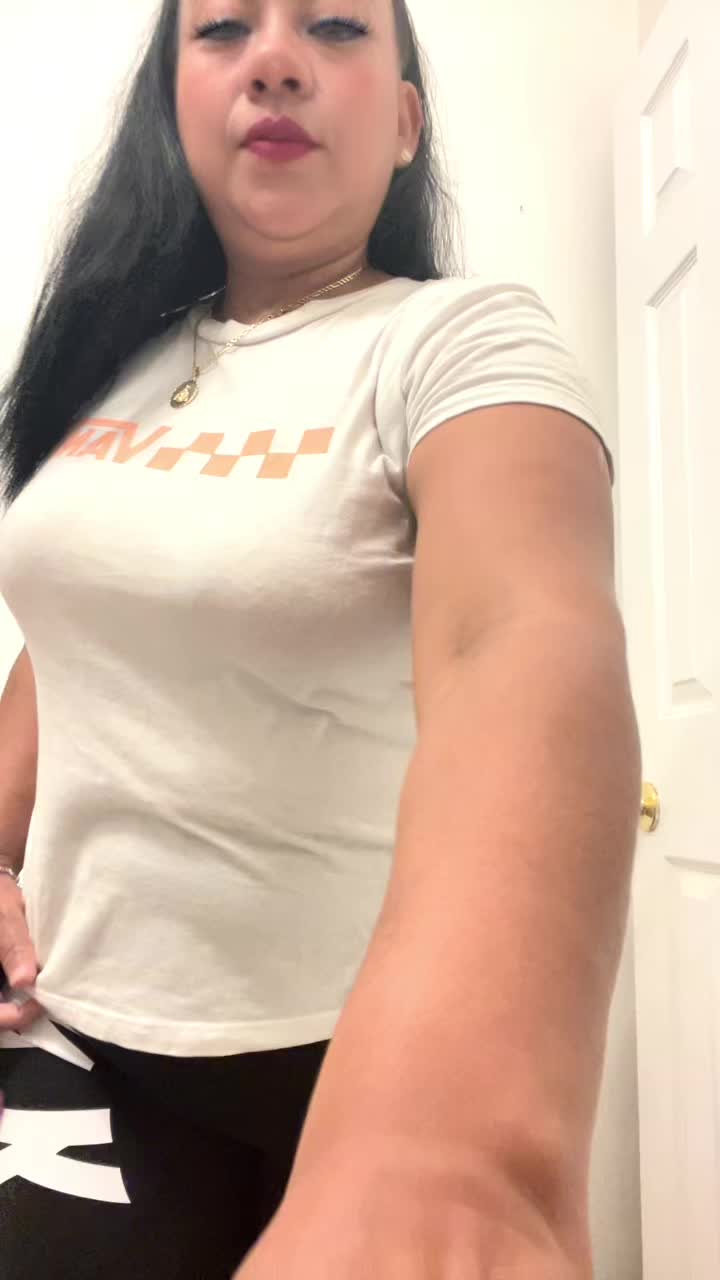@esmeralda