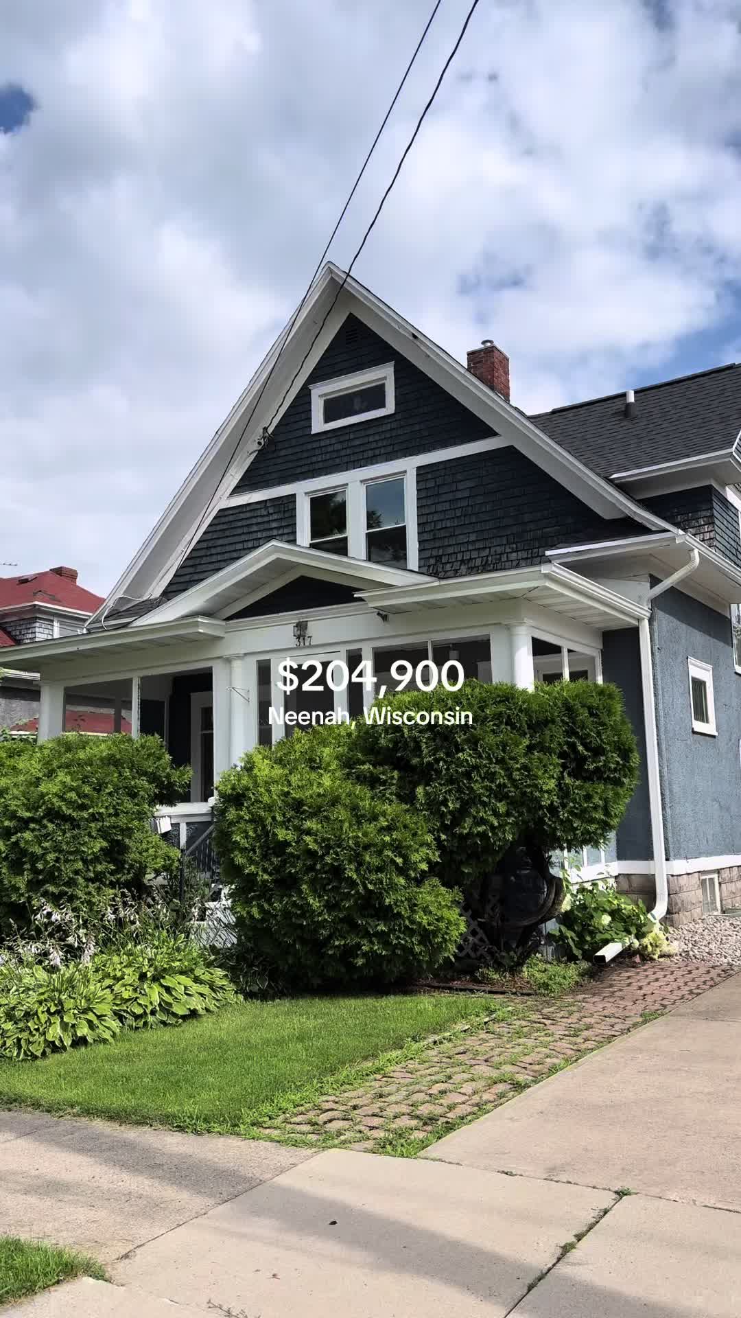 @Marissa | 🍎 WI REALTOR®️