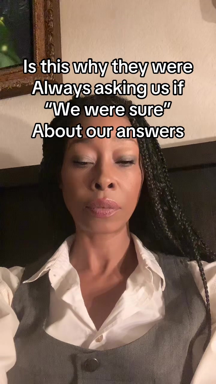 @TheLibrarienne