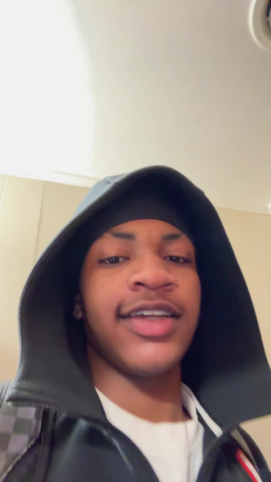 @ig @poohfoek_
