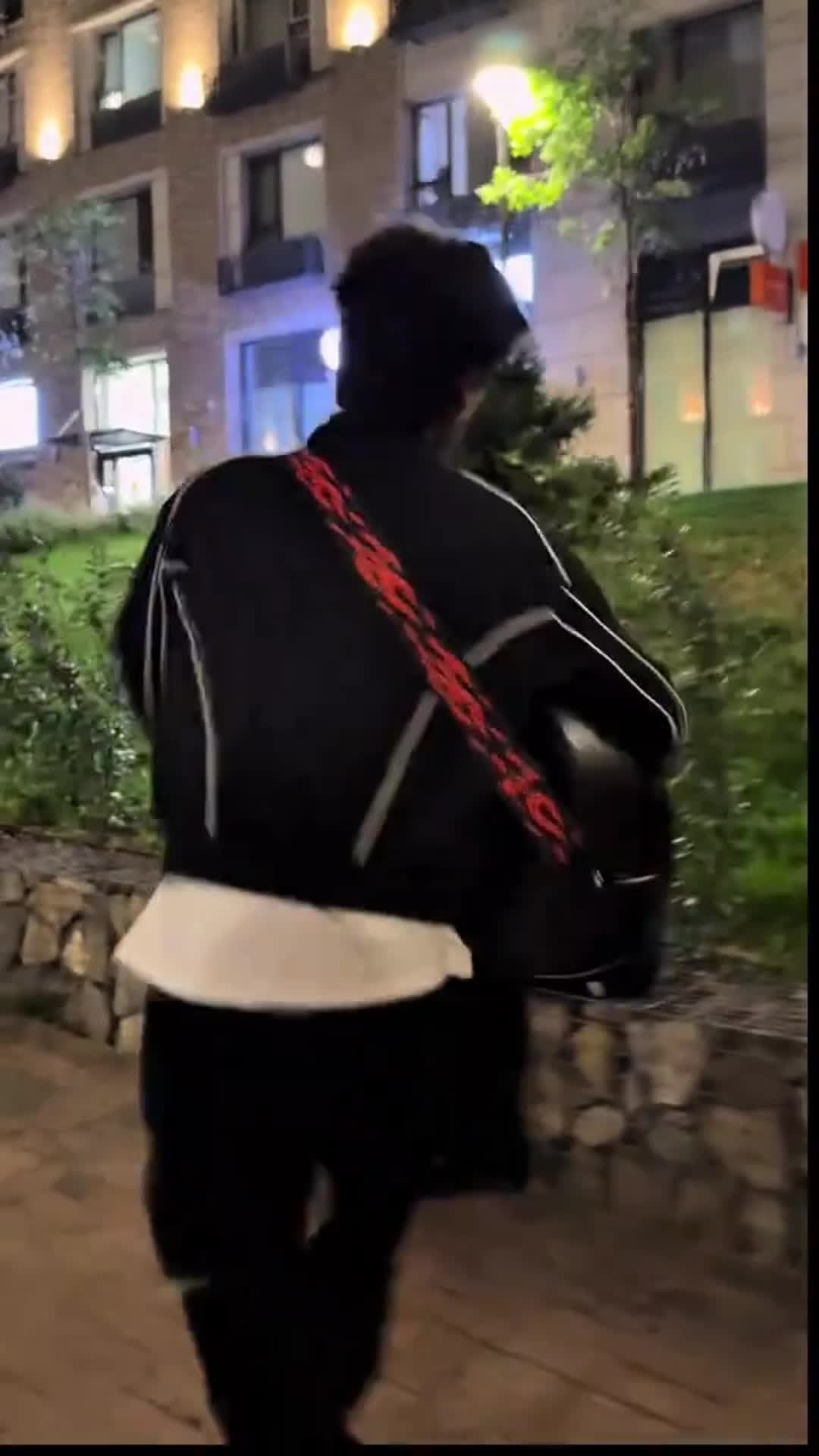 @wweqqrt