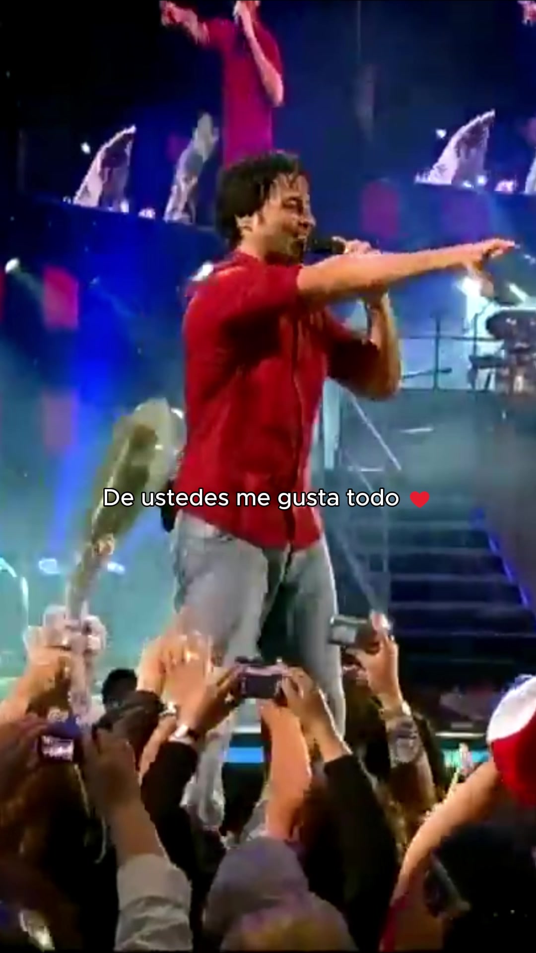 @Chayanne