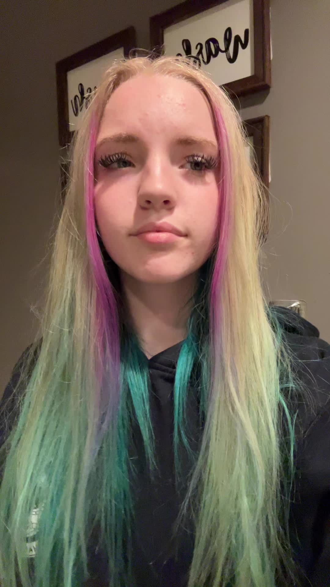 @ℰ𝓁𝒾𝓏𝒶𝒷ℯ𝓉𝒽🪼