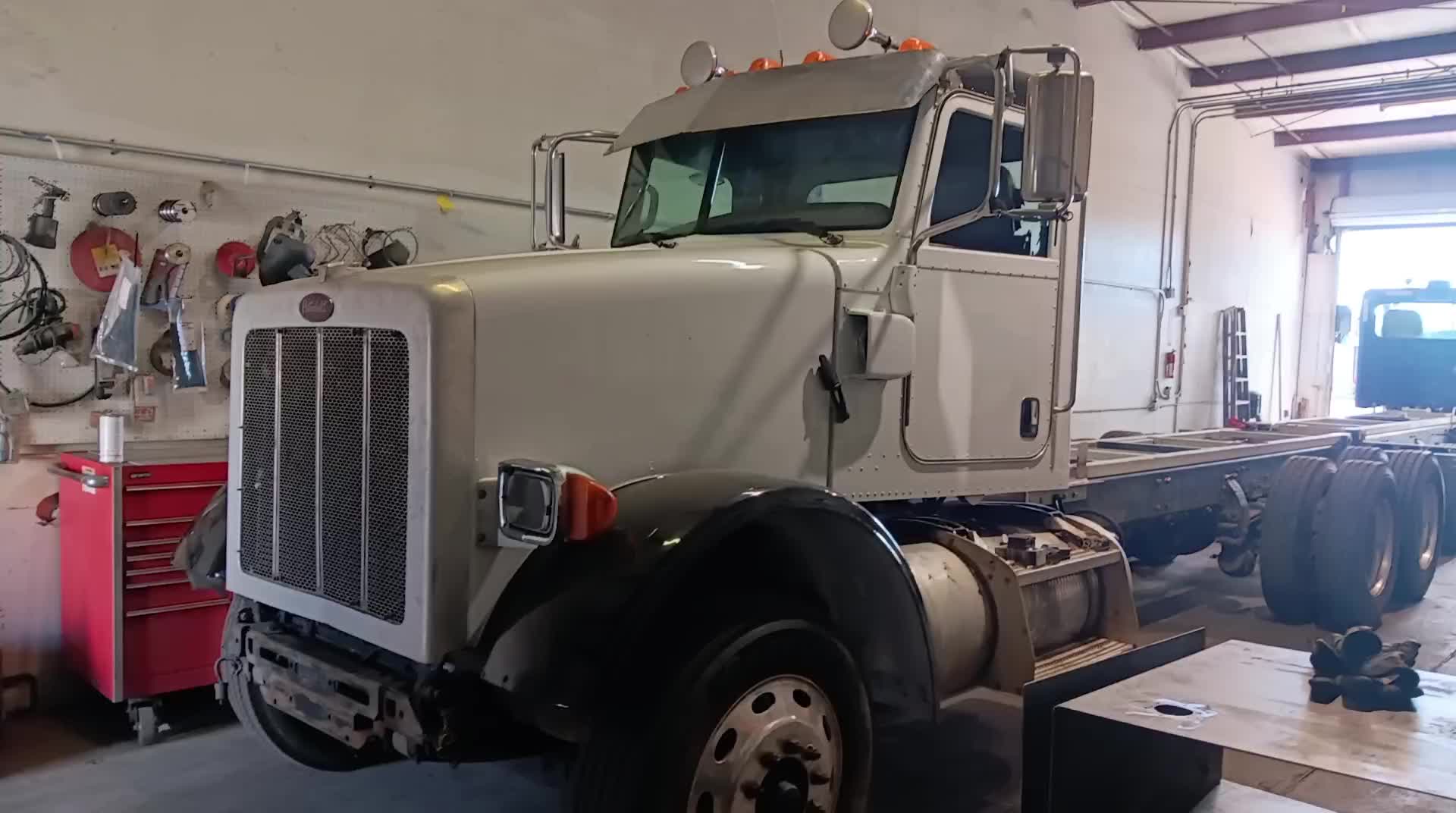 @J FLORES REPAIR LLC