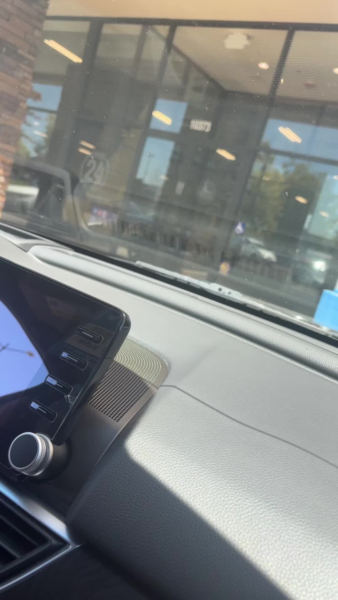 @TahTah🦍