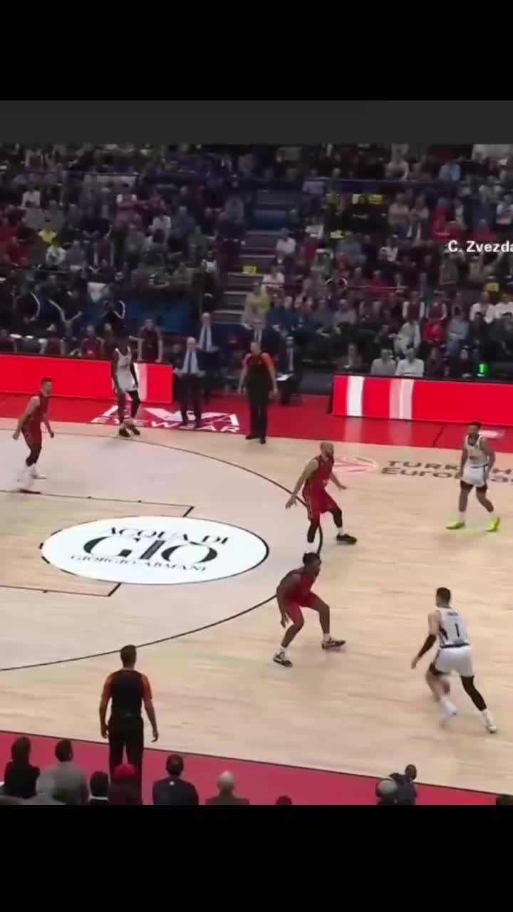 @pbg.ntilikina