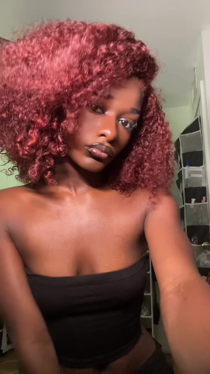 @zainajasmine
