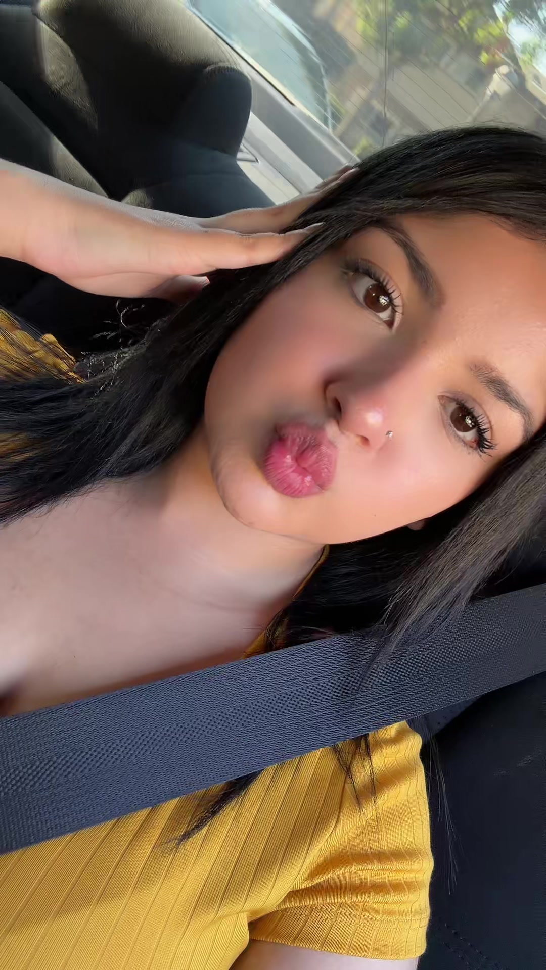@arielala