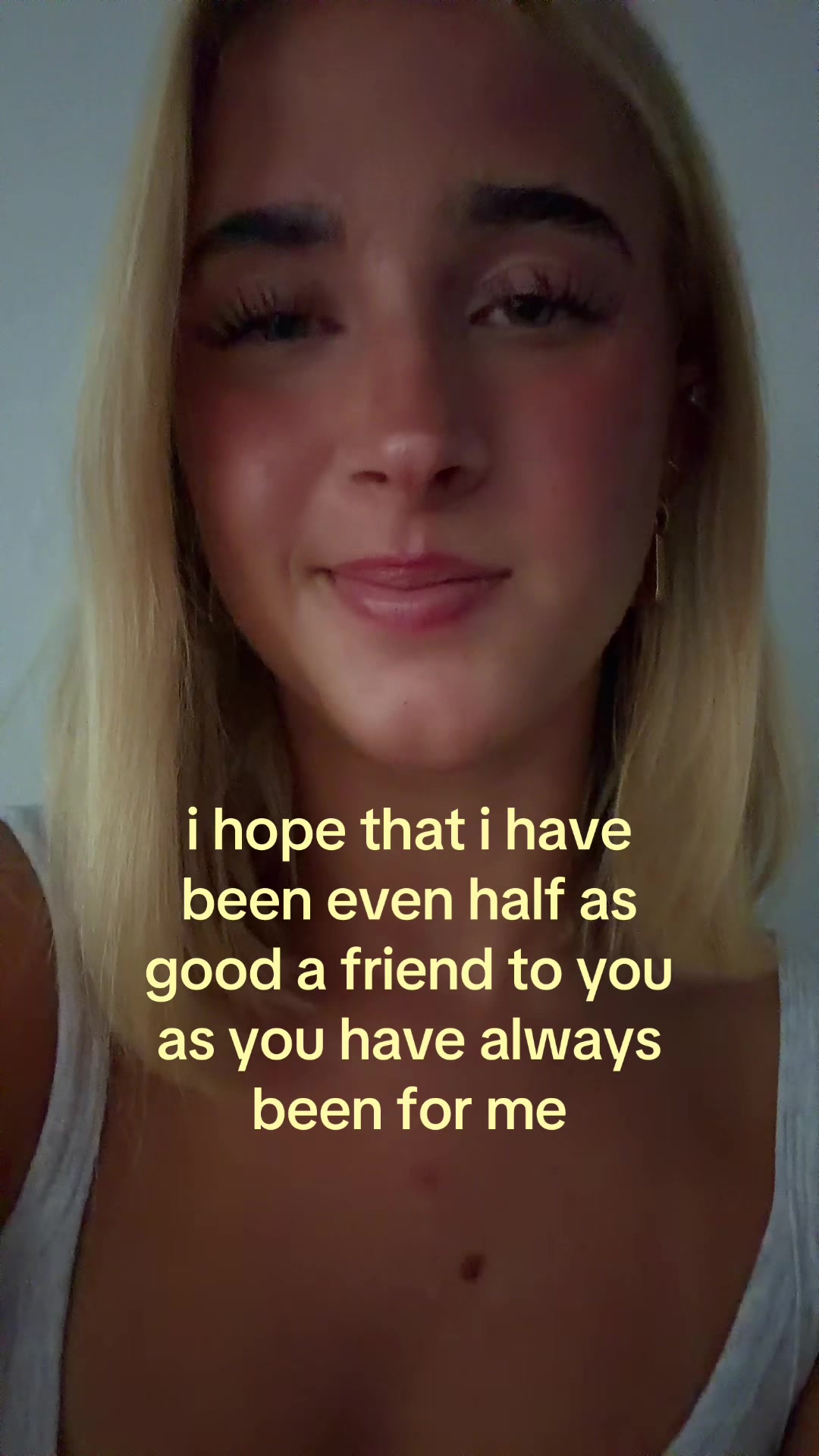 @theelliebarker