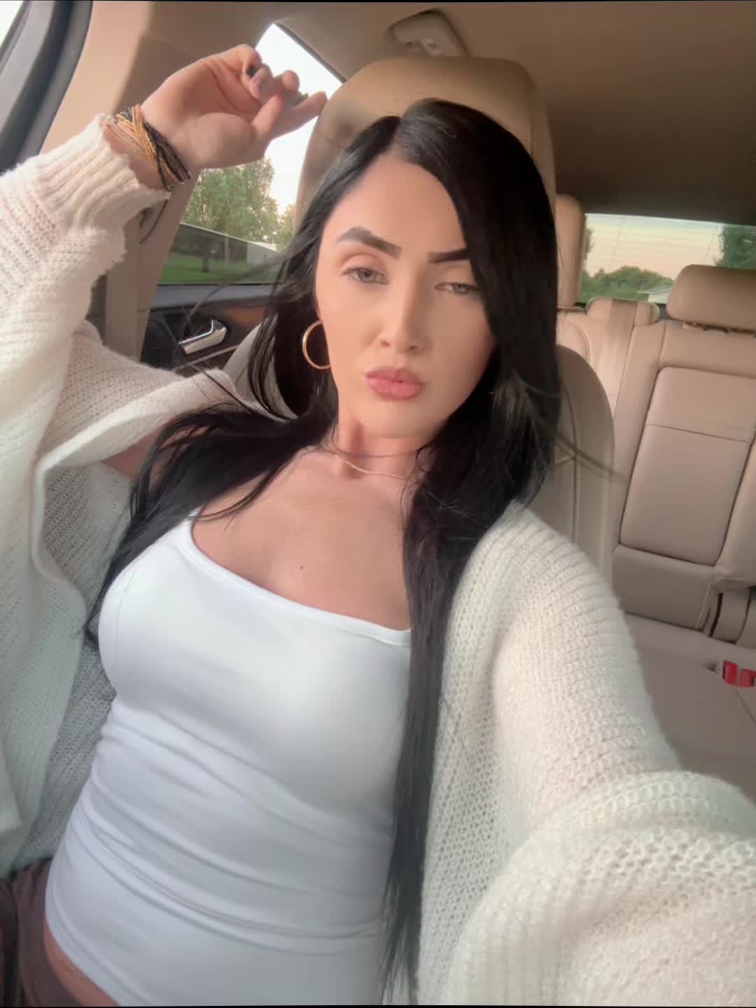@Ky<3