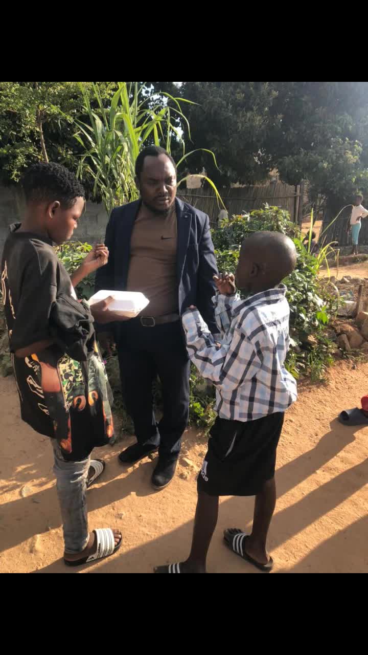@Hon Mudemba Tsindikai