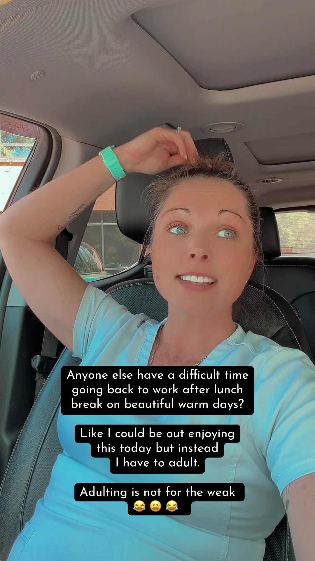 @momica_mama