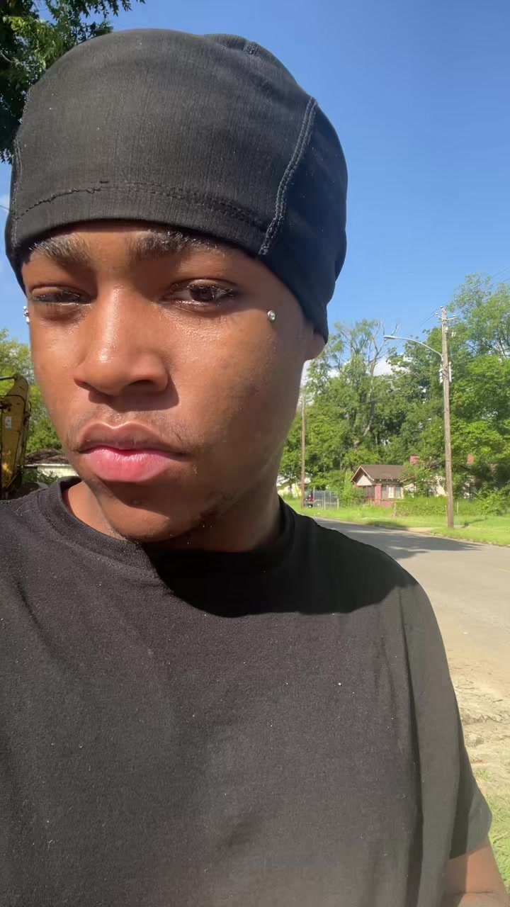 @🕷️