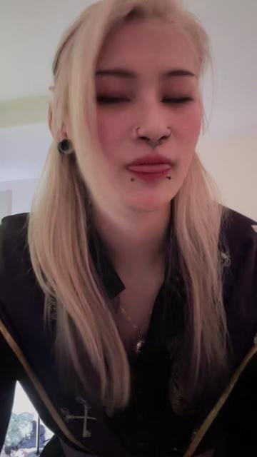 @_cosplaynerd16