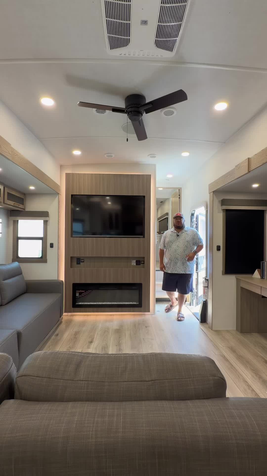 @The RV Hunter