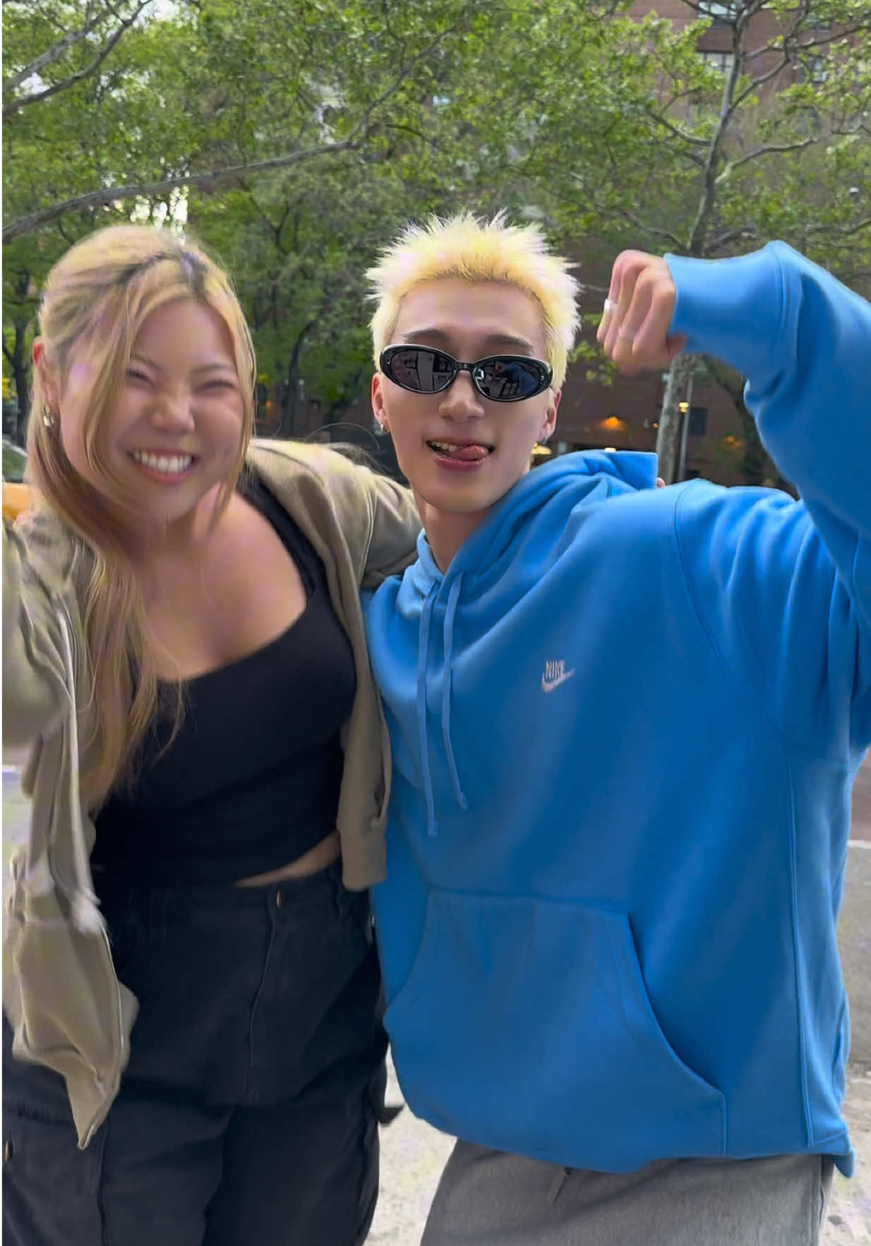@ayu