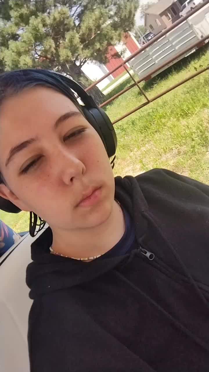 @Bex