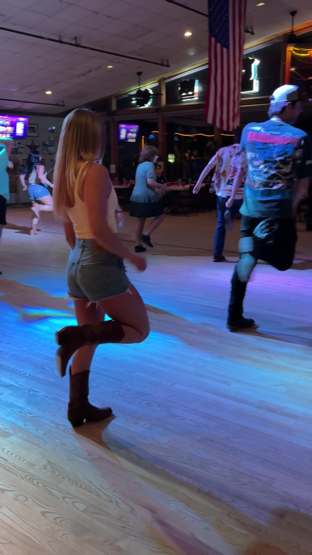 @kaitlyn