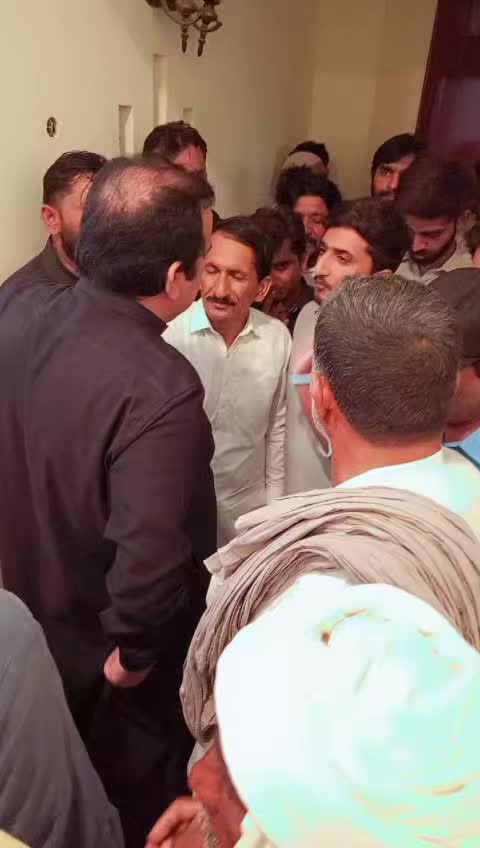 @Farooq Ahmad Bhatti