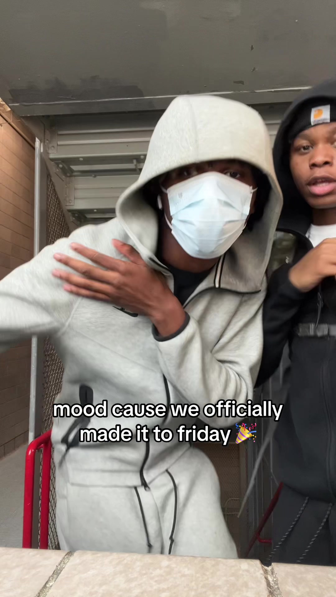 @cj