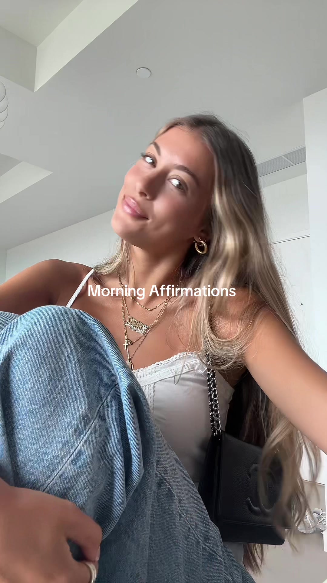 @ella.bryk