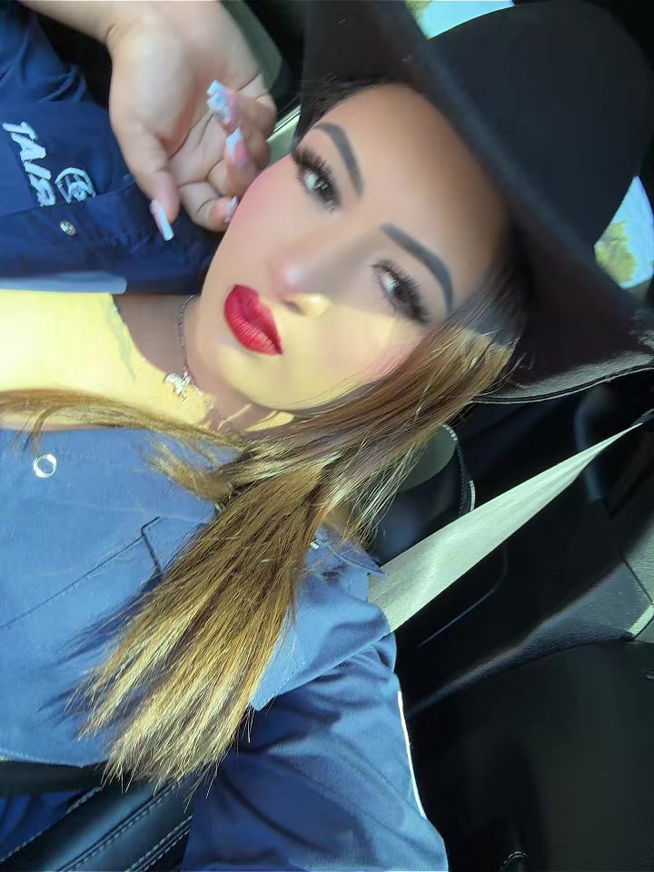 @Raquel2002🔥