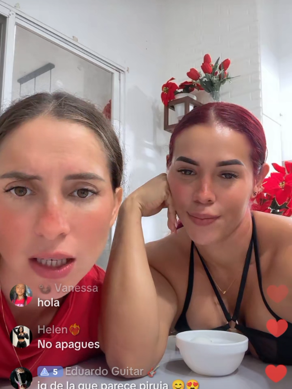 @AniEli