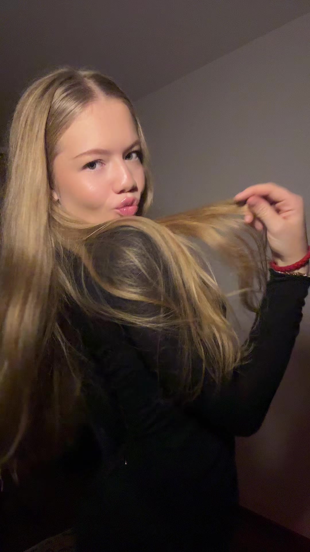 @alenkaamaskk