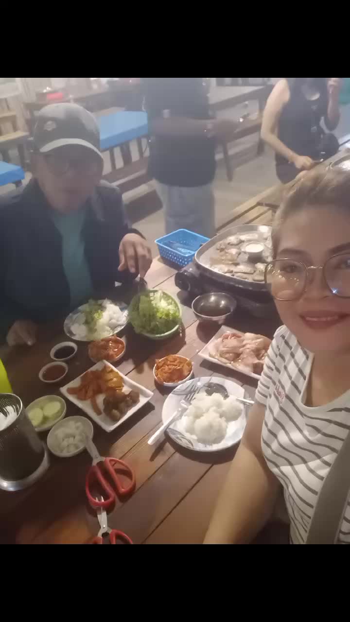 @Cornes Rhonamarie