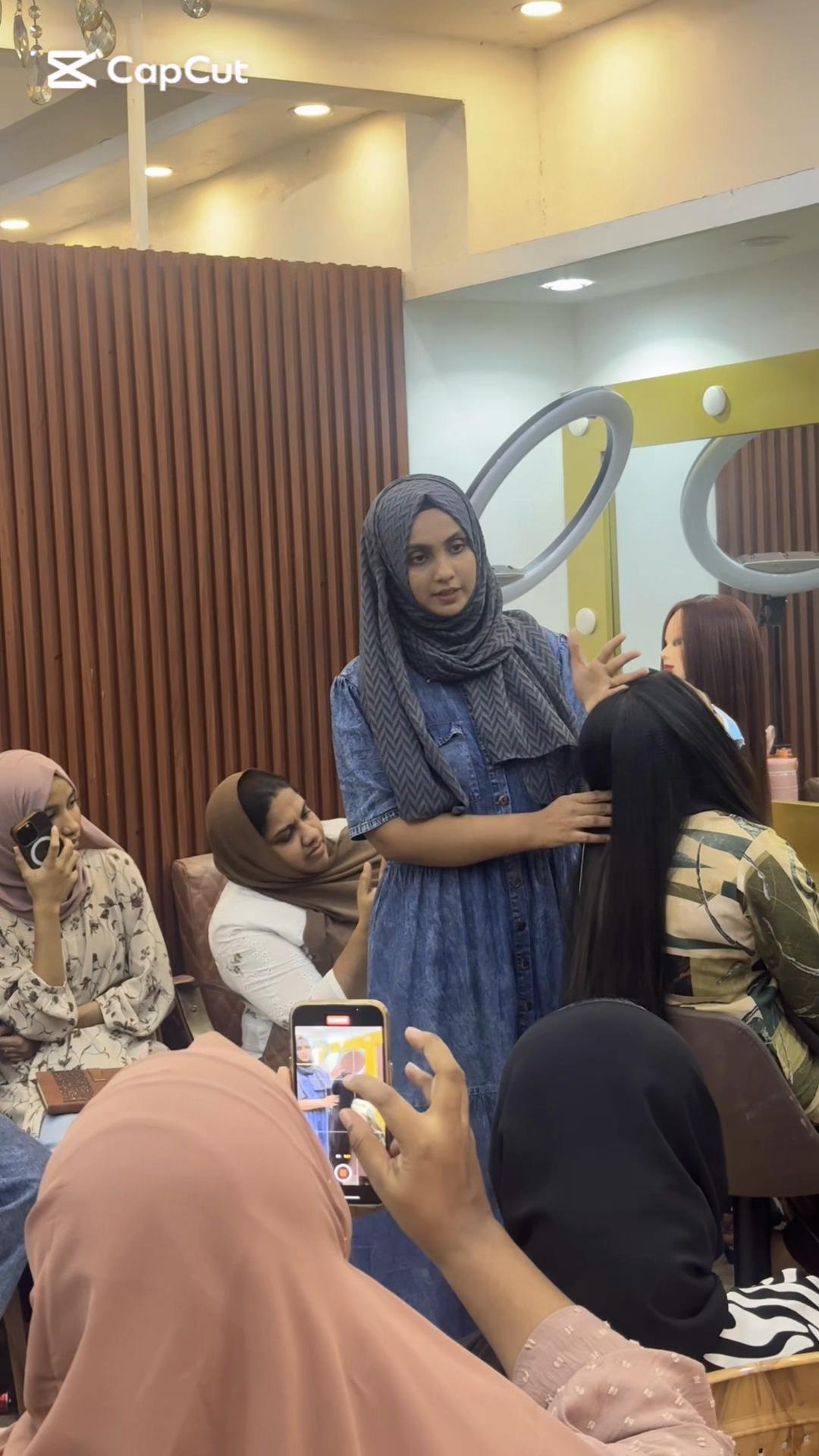 @shahanauvaiz QueenBee salon