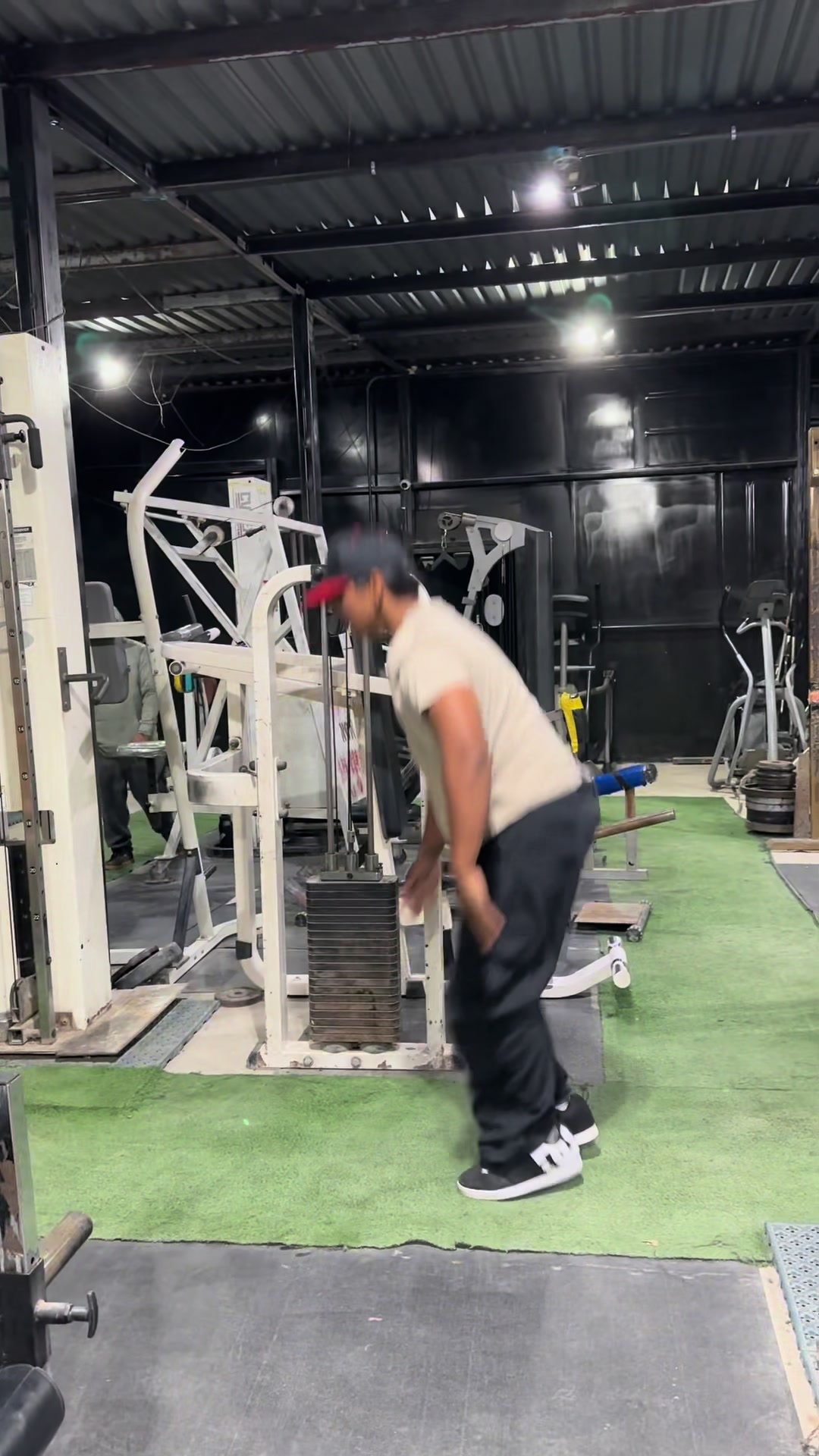 @EDZU GYM AND FITNESS