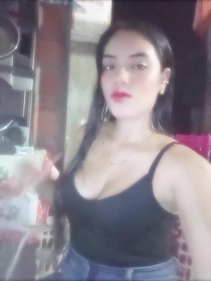 @Linda Lozano
